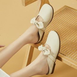 Chinelos 2023 verão arco mulheres mules sapatos apartamentos sexy slides vestido raso sandálias de moda designer flip flops chaussure femme