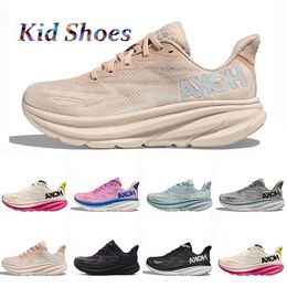 Kid Hoka one one Clifton 9 Running Shoes Toddler Designer Sneakers Hokas Womens Triple black white Cyclamen Sweet Lilac Shifting Sand boys girls trainers size 28-35