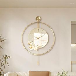 Wall Clocks Scandinavian Minimalist Clock Living Room Small Fresh Flowers Decorative Dining Fashion Table Hanging