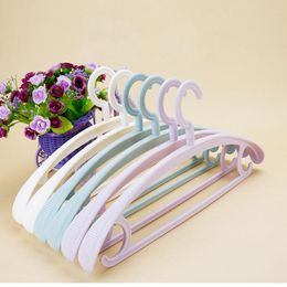 Hangers 42cm 10 Pcs/lot Thicked Plastic Clothes With Rotatable Hook Skidproof Coat Hanging Board Shoulder Rack For Dry Wet