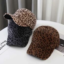 Stingy Brim Hats Autumn And Winter Hats Women's Wild Leopard Duck Hat Hip-Hop Street Fashion Spring And Autumn Plush Baseball Cap Student Cap B33 J230829