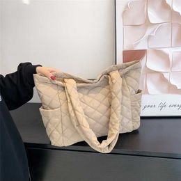 Evening Bags Cotton Jacket Bag for Women Korean Lingge Portable Tote Bag Light Down Nylon Large Commuting Shoulder 230828