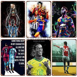 Metal Painting Football Star Metal Tin Sign Poster Modern Home Decor Painting Wall Decoration Football Club Fans Souvenir Parlor Room Decor x0829