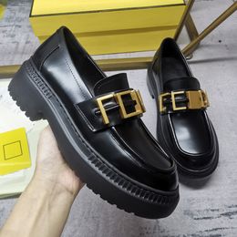 Espadrilles Designer Shoe Luxury Sneaker Woman Casual Shoe Canvas Real Leather Loafers Classic Design Boots Slipper Slides by brand Y011 005