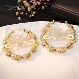 Hoop Huggie DOREMI Bling Heart Name Bamboo Earrings Custom Letter Hoops Bamboo Iced Out Names Big Hoop Personalised Name Earrings Women Gift 230828