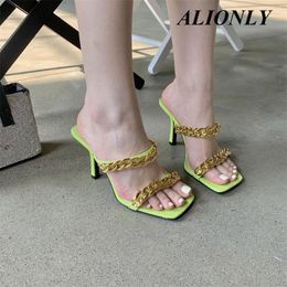 Chinelos alionly moda metal corrente designer sapatos para mulheres stiletto salto alto verde pvc transparente geléia sandálias flip flops