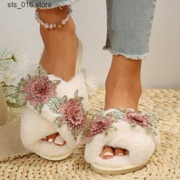 Women Floral Decor New House Winter Fashion Faux Fur Warm Shoes Woman Slip on Flats Female Slides Home Furry Slippers T2 ef22 ry pers