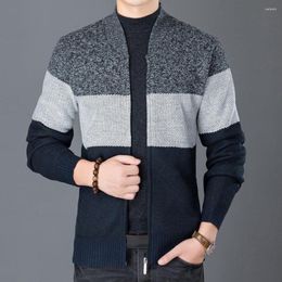 Men's Sweaters Zipper Cardigan Jacket Stylish Knitted Cardigans With Contrast Colour Stripes V-neck Slim Fit For Autumn Winter Wardrobe