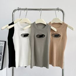 Kırpılmış üst örgü tank tasarımcısı Dlesel T-Shirt Out Tee Kadın Örgü Kadınlar Üstler Seksi Kolsuz Yoga Yaz Tees Yelekleri