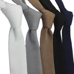 Bolo Ties HUISHI Slim fashion Knitted ties for men 5 5 cm solid Black White Gray Blue Burgundy tie 230829
