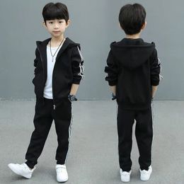 Clothing Sets Baby Boys Sport Suit Autumn White black Hooded Sweatshirts and Loose Trousers Teenage School Boy Outfit Kids Tracksuits 230830