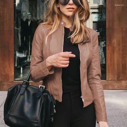Kvinnors läder mode faux mjuka pu jackor höst kort kappa motorcykel kvinnlig smal jacka outkläder modern stilfullt