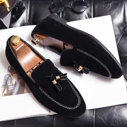 Dress Shoes Designer 2023 New Mens Leather Casual Shoes for Men Tassel Loafers Comfortable Black Brown Moccasins suede mens shoes mocasines L0830