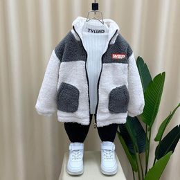 Jackets Boys Thickening Coat Autumn and Winter Fashion Baby Small Children s Quilted Warm Berber Fleece Furry Sweater 230829