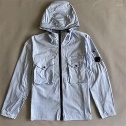 Cp Jackets Spring And Autumn Hooded Jacket Multi Pocket Lens Decoration Cotton Material Casual Zipper Thin Cp Compagnie Veste Cp 389