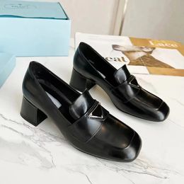 Mittlere Damen-Kleiderschuhe mit klobigem Absatz, Dermis, Slip-On-Mokassins, Loafer, Abendschuhe, Luxus-Designer-High-Schuhe, Fabrikschuhe, mit Box