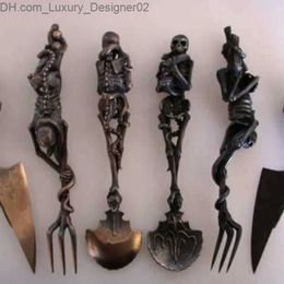 Halloween Skeleton Cutlery Set Metal Flatware Tableware Skeletal Fork Knife Spoon Halloween Party Tabletop Ornaments Vividly 3pc Q230830