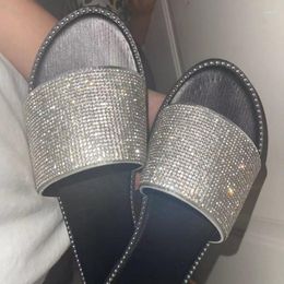 Slippers Flash Rhinestone Flat Casual Women 2023 Summer Outdoor Beach Sandals Plus Size 43 Fashion Gold Slides Woman Shoes