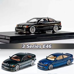 Diecast Model YM In Stock 1 64 B3 3 Series E British Green Trenton Blue Resin Diorama Car Collection Miniature Carros Toys 230829