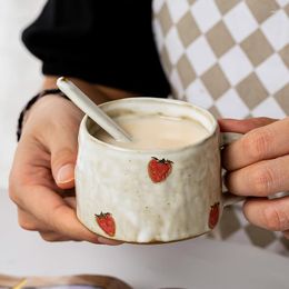 Mugs Ceramic Cute Strawberry Mug Handmade Stoare Coffee Cup Spoon Household Creative Water