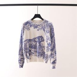 Women's Sweaters Forest Tiger Jacquard Women Sweater Cashmere Spring Autumn Knitted Pullover Long Sleeve Soft Knitwears Luxury Runway Jumper
