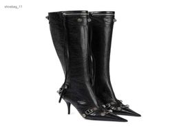 Boots Boots Cagole Designer Boots Woman Winter Black Kneehigh Boot Stud Buckle Embellished Pointed Toe Sexy Stiletto Heel Real Leather 1617036