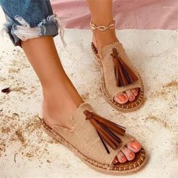 Slippers European And American Style 2023 Tassel Decoration Luxury Women's Round Toe Flat Sole Sandals Minimalist Shoe