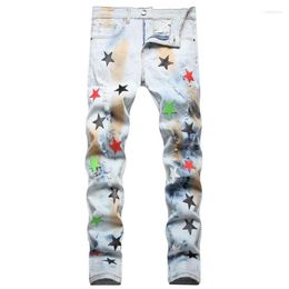 Men's Jeans Fashion Designer Ripped With Patches Mens Painted Distressed Denim Trousers Straight Fit Pants Holes Big Size 28-226m