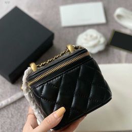 2022Ss Womens Classic Mini Bags Two Little Ball Cosmetic Case Box Quilted Gold Matelasse Chain Adjustable Shoulder Strap Crossbody Purse Tiny Vanity Handbags 11CM