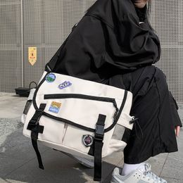 Evening Bags Unisex Large Capacity Casual Fashion Single Shoulder Bag Korean Teenagers Multiple Pockets Book Bag Nylon Waterproof Travel Bag 230830