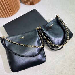 Womens Sheepskin Bucket Shoulder Bag Underarm Bag Diamond Check Hardware Metal Buckle Luxury Handbag Matelasse Chain Diagonal Shoulder Bags Brand Designer 26/32cm