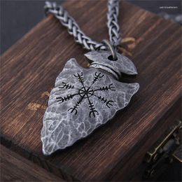 Pendant Necklaces Vintage Viking Triangle Rune Compass Necklace High Quality For Men Women's Party Charm Jewellery Gifts Wholesale