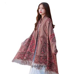 Designer Poncho New Fashion Autumn/winter Warm Poncho Hot Clothing Collocation Long Poncho for women 65*200cm Dvfz