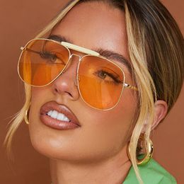 Fashion Sunglasses Frames Fashion Pilot Yellow Lens Sunglasses Women Luxury Brand Quality Big Frame Shades Sunglasses Unisex Peach Oversized Glasses 230830