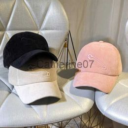Stingy Brim Hats Fashionable Autumn and Winter Women Pin Embroidery Cap Corduroy Thick Baseball Cap Man J230830