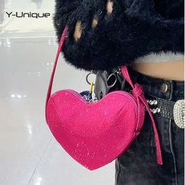 Waist Bags Heart shaped Crossbody Bag for Women Luxury Brand Designer PU Leather Shoulder Female Ladies Evening Clutch Purse Handbags 230829