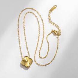 Fashionable and Elegant Four Leaf Flower Clavicle Chain Set for Women's New Fashion Network Red Design Sense Necklace Personalized Neckchain