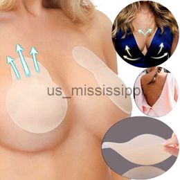 Breast Pad Sexy Reusable Silicone Lifting Nipple Cover Women Invisible Lift Up Stickers Bra Breast Petals Pasty Pad Strapless Sticky Bras x0831