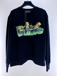 Mens Designer hoodie menpullover fashion High quality Round neck Hoodi leopard printing Street hip-hop roll Sweatshirts