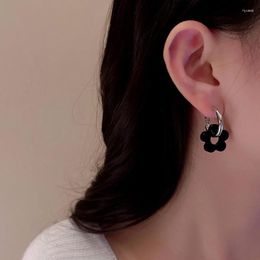 Dangle Earrings U-Magical Minimalist Black Hollow Out Flower Earings For Women Temperament Circle Metal Jewellery Pendientes