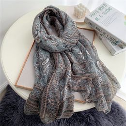 Scarves Paisely Cotton Scarf for Women Luxury Headscarves Hijab Muslim Shawl Bandana Foulard Pashmina Soft Warm Autumn Winter Wrap 230831