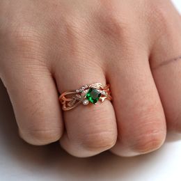 Wedding Rings Fine Jewellery Luxury 18k Rose Gold Braided Chain Cross Winding Ring for Women Natural Emerald Stone Crystals 230830