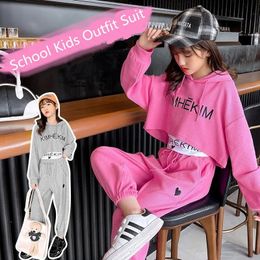 Clothing Sets Spring Autumn Girls Alphabet Crop HoodieSweatpantTee Tops Sets School Kids Tracksuit Child 3PCS Outfit Sport Suits 3-14 Years 230830