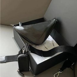 Designer Shoulder Bags Leather Triangle Pure color Purse Unisex style Two-in-one messenger Bags High-quality soft leather pocket with wallet wide strap