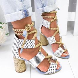 Patchwork High Sandals Cross Heels gebundene Sommer Fashion Ladies Schuhe spitzer Zehen -Knöchel -Gurt Chaussures Femme 861 51670
