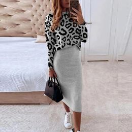 Two Piece Dres's High Collar Star Print Tracksuit Autumn Winter Long Sleeve Leisure Hip Skirts Sets Elegant Women Outfits 230830