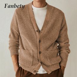 Mens Jackets Autumn Winter Cardigan Sweaters Casual Honeycomb Plaid Knitwear Male V Neck Solid Color Pocket Thick Knitted Top Coat 230831