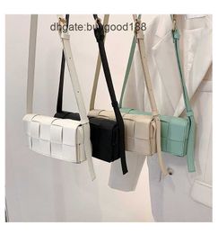 Designer Bag Tote Bags Candy Mini Jodie Woven Small Fashion Simple Chest Womens Summer Cross-body Waist BiVes Teen Intrecciato