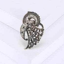 Brooches Female Fashion Gray Crystal Flower For Women Luxury Gold Color Alloy Vintage Plant Brooch Safety Pins