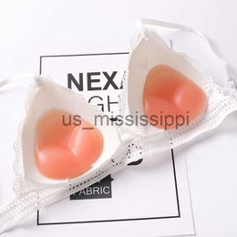 Breast Pad 1 Pair Silicone Triangle Bikini Swimsuit Bra Insert Pads Push Up Bra Pads Pasties Invisable Breast Enhancer Lingerie x0831